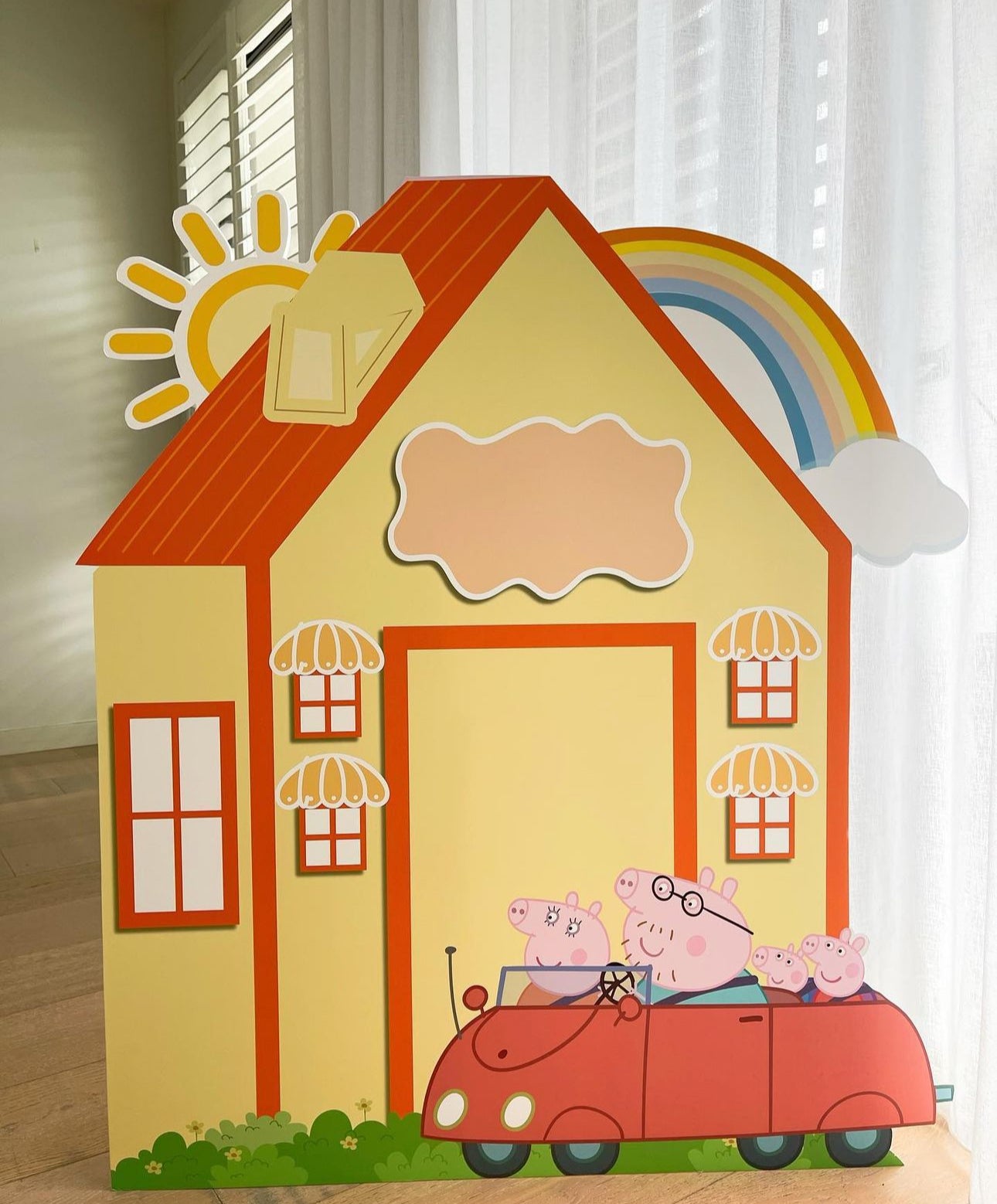 Peppa Arch Backdrop